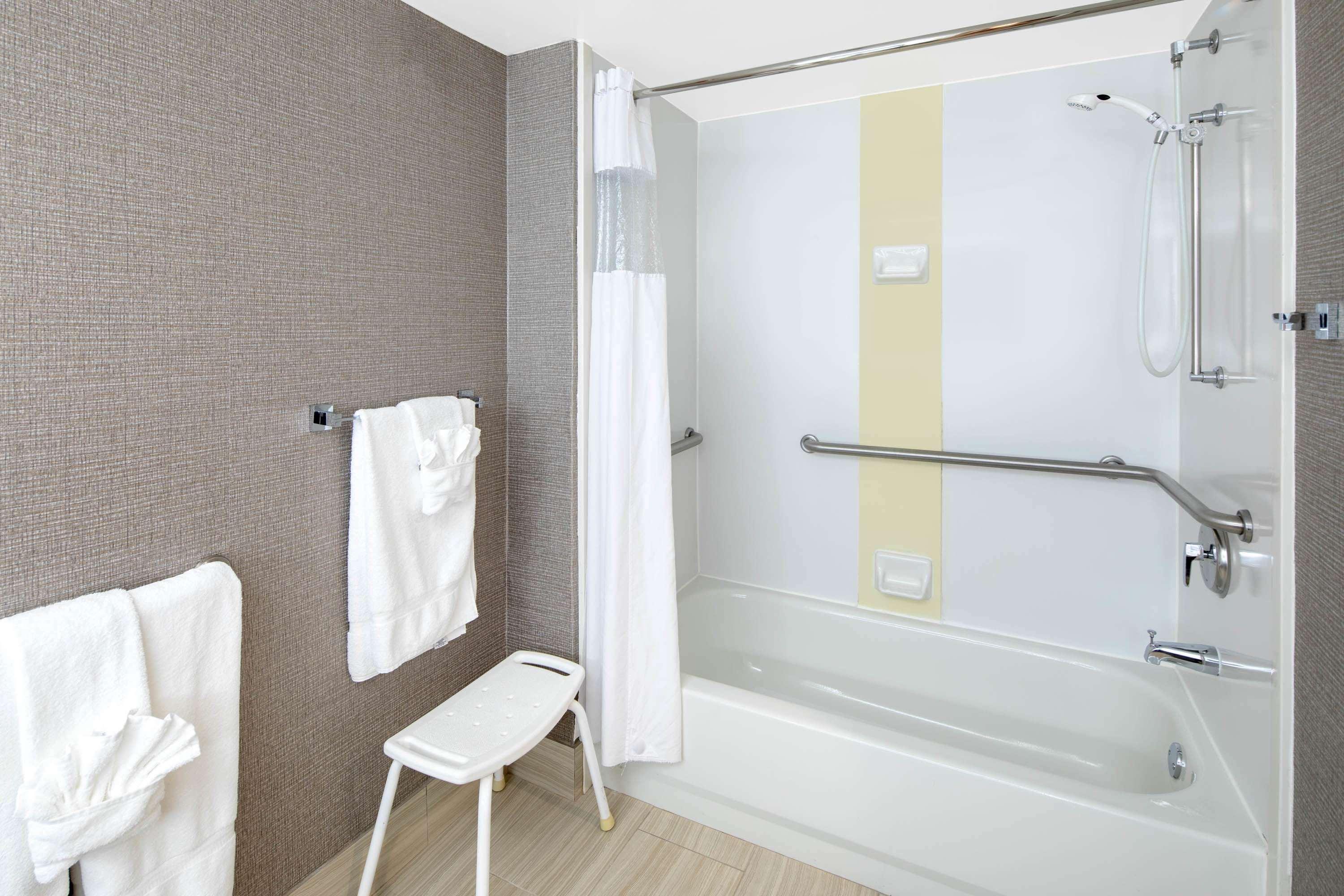 Wingate By Wyndham Greenville Airport Екстер'єр фото