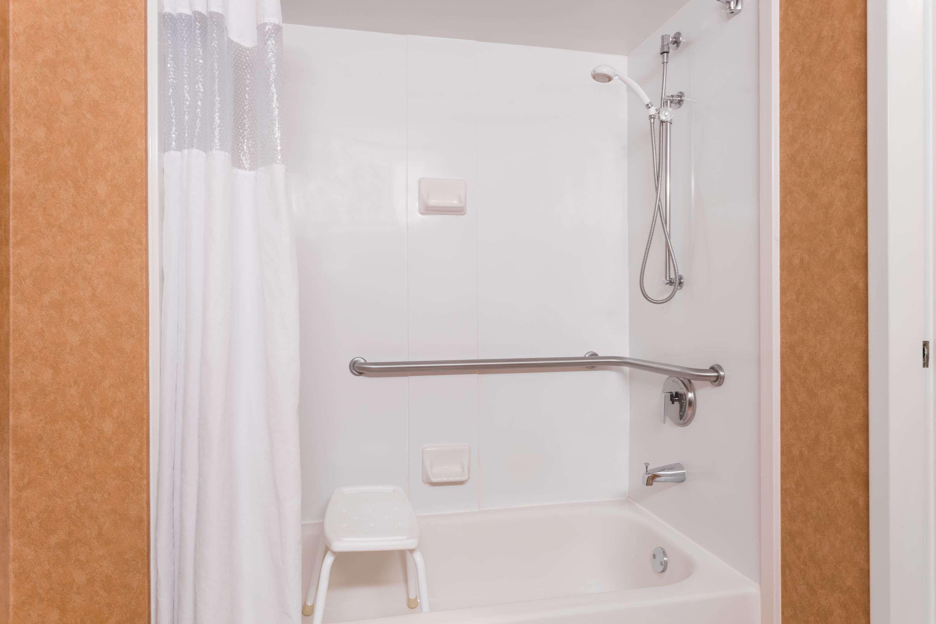 Wingate By Wyndham Greenville Airport Екстер'єр фото