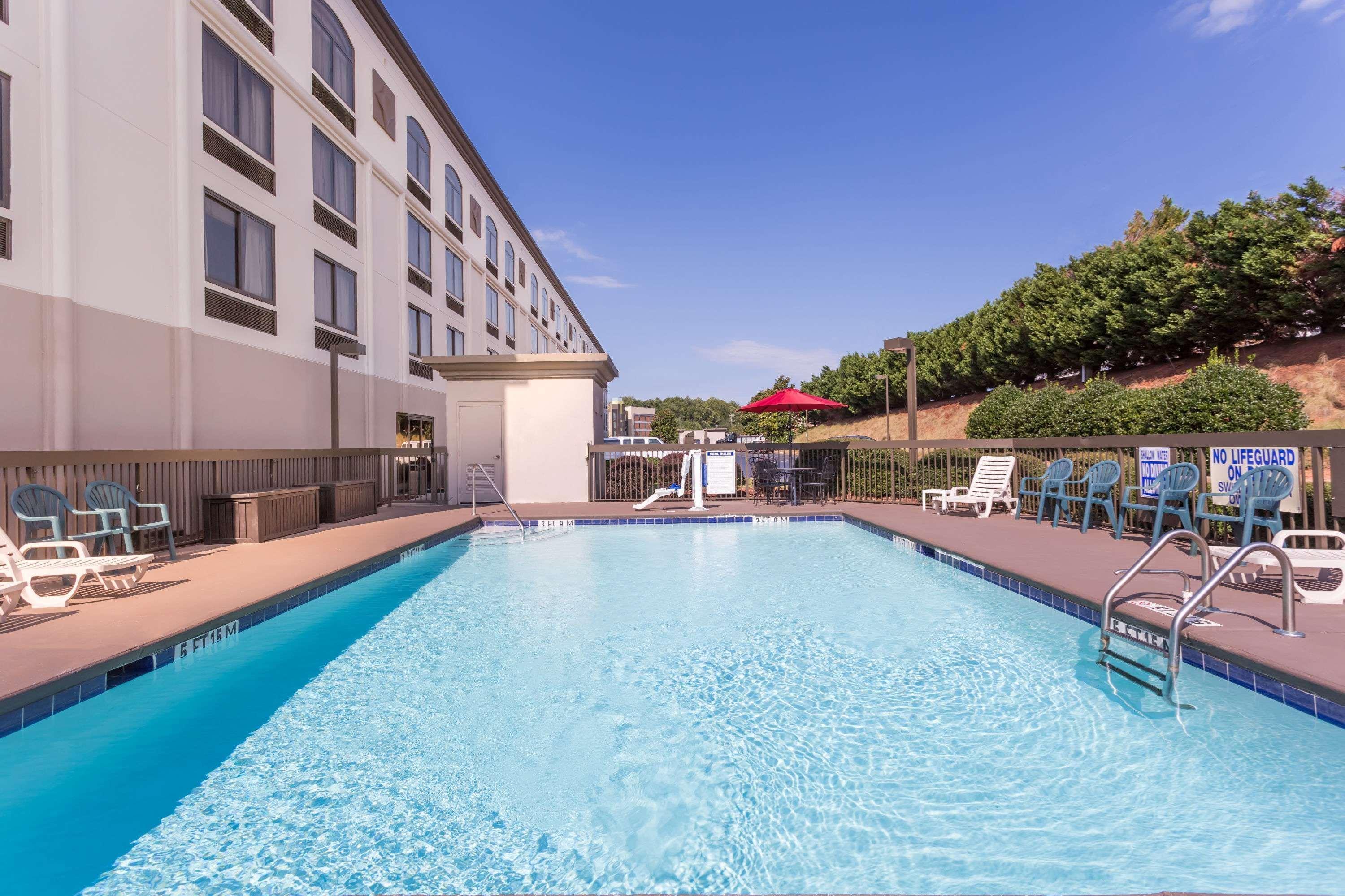 Wingate By Wyndham Greenville Airport Екстер'єр фото