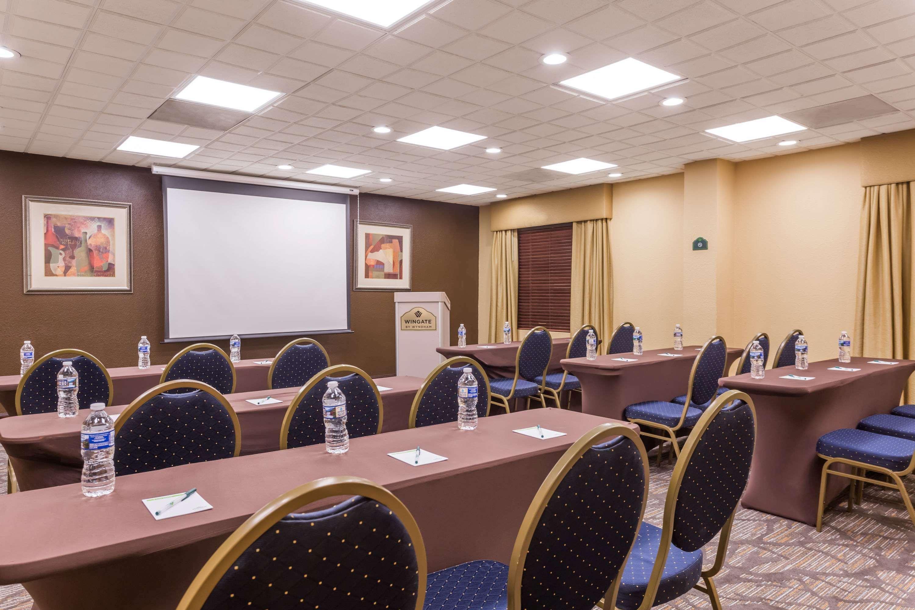 Wingate By Wyndham Greenville Airport Екстер'єр фото