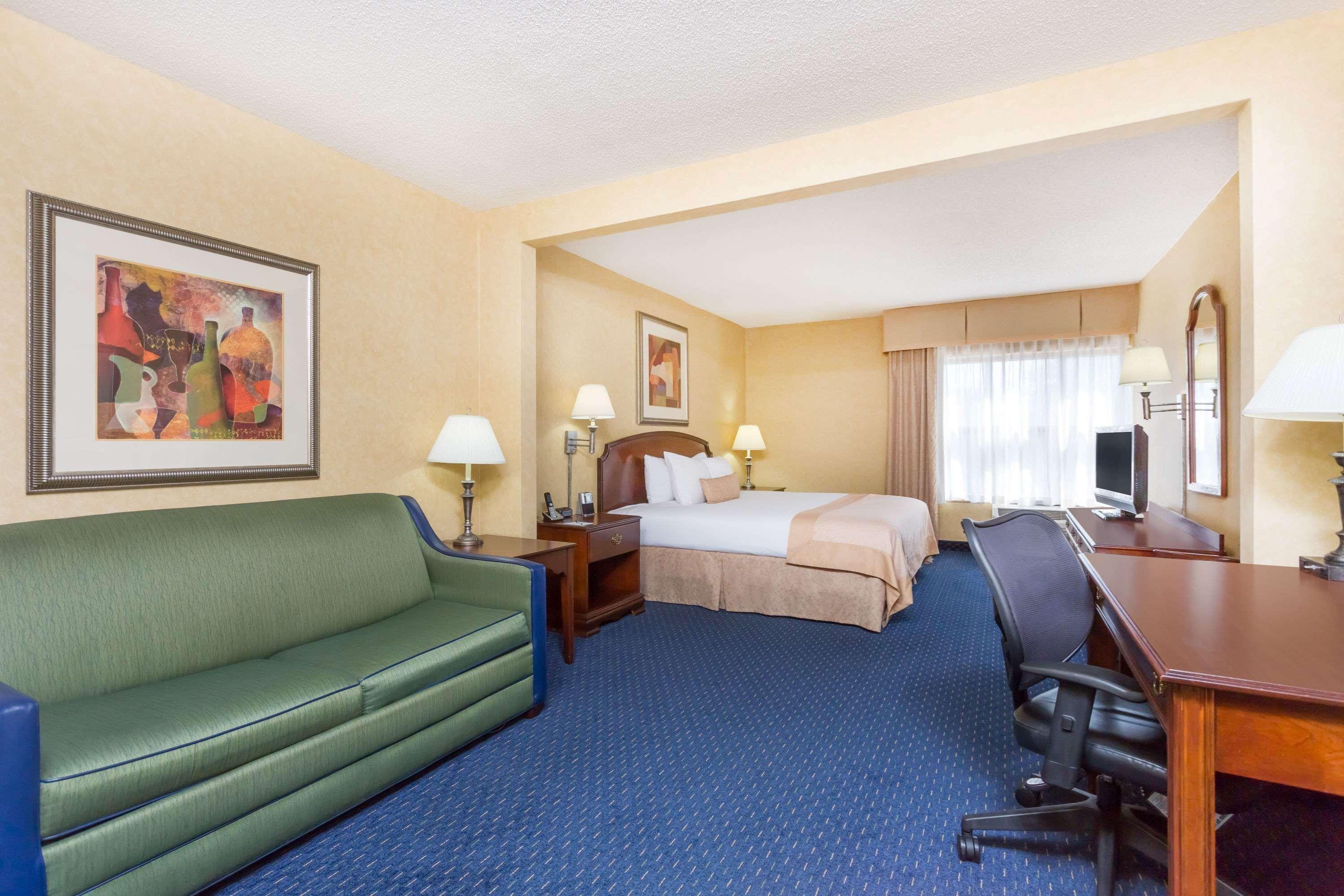 Wingate By Wyndham Greenville Airport Екстер'єр фото